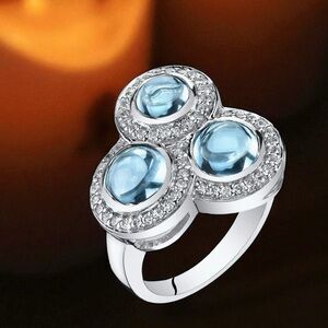 925 Silver and 2 carat Blue Topaz Gemstone Ring